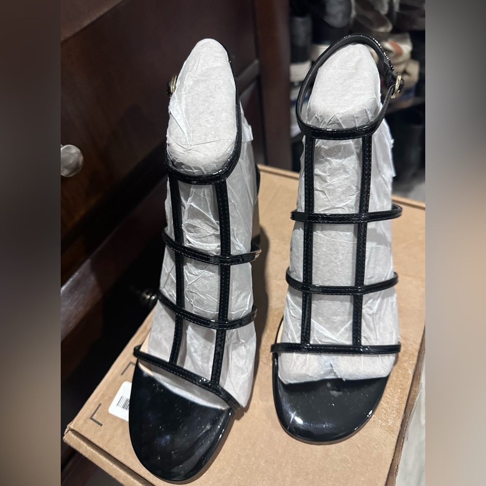 Marc  Fisher size 8.5Elegant Black Strappy Women's Sandals